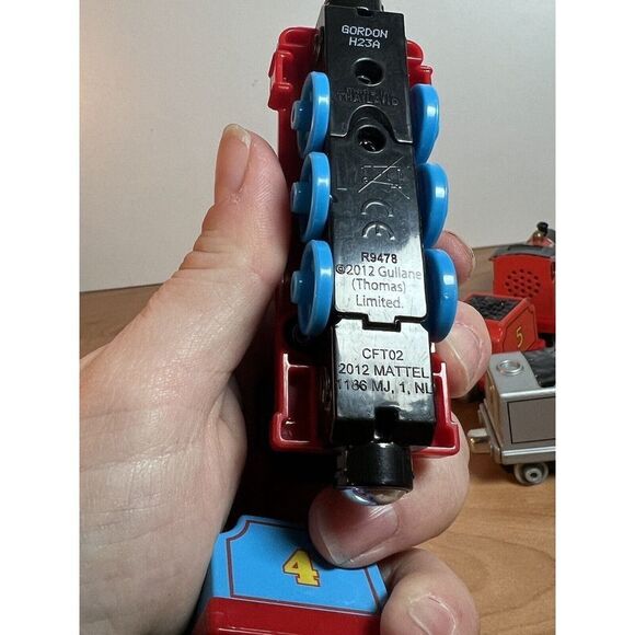 Thomas Trains Take-n-play Talking Light Up Thomas Spencer And James With Tenders - Picture 9 of 9